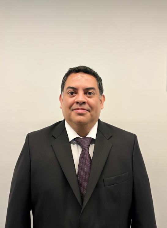 Licenciado Cesar Armando Llamas Lopez 